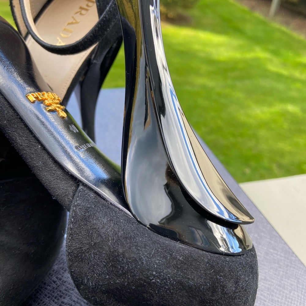 New in Box Genuine Prada Black/Brown Suede Heels. Women’s 10M, 40 European - Picture 10 of 11